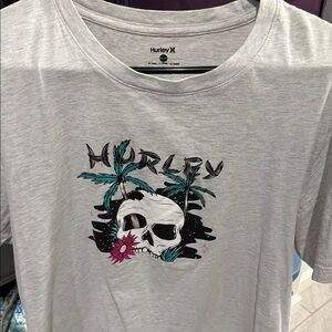 Hurley Light Gray Tee with Skull and Tropical Design
